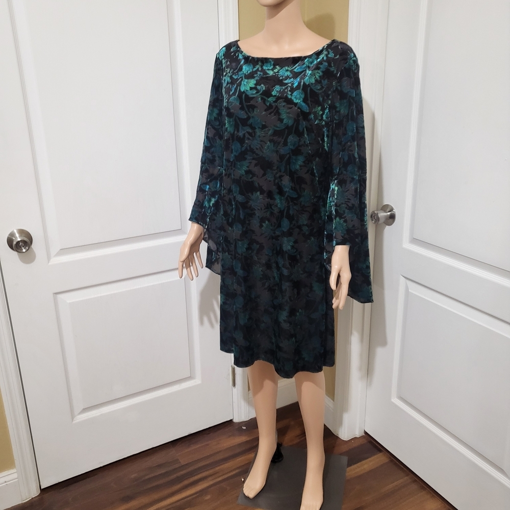 The Limited Teal and Black Floral Velvet Long-Sleeve Dress